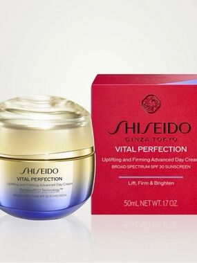 Shiseido Vital Perfection Uplifting & Firming Day Cream SPF 30